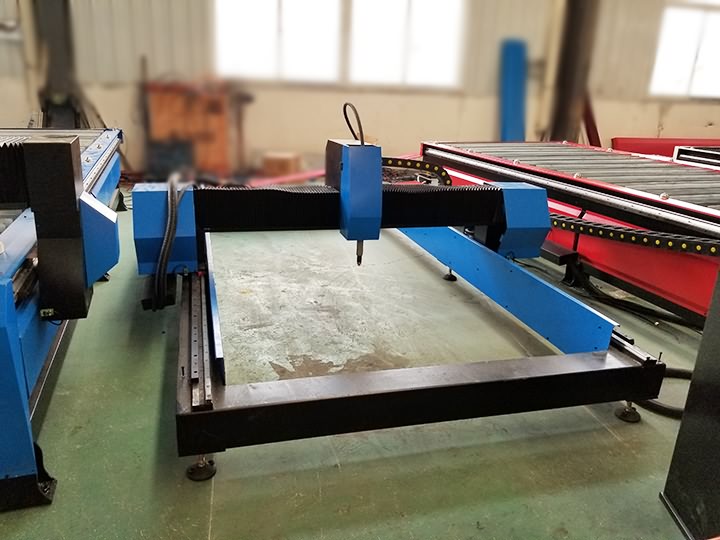 帶等離子炬的便攜式數(shù)控火焰切割機