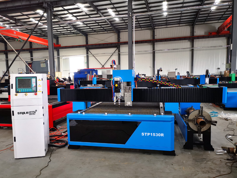 數(shù)控等離子旋轉(zhuǎn)管切割機(jī) 數(shù)控等離子旋轉(zhuǎn)管切割機(jī)