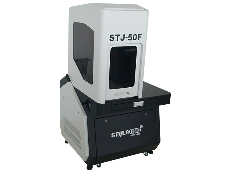 業(yè)余愛好適用于小型企業(yè)、家庭商店的光纖激光雕刻機(jī)