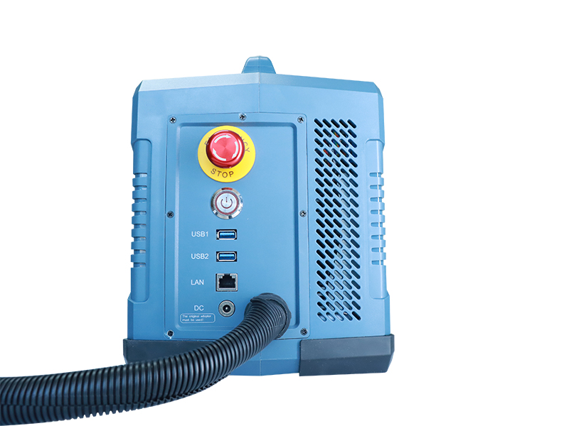 電池供電的便攜式手持光纖激光雕刻機 電池供電的便攜式手持光纖激光雕刻機