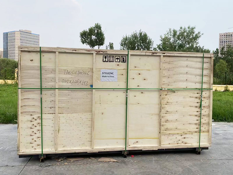 帶鼓式自動換刀套件包的盤式自動換刀數(shù)控雕刻機(jī) 帶鼓式自動換刀套件包的盤式自動換刀數(shù)控雕刻機(jī)