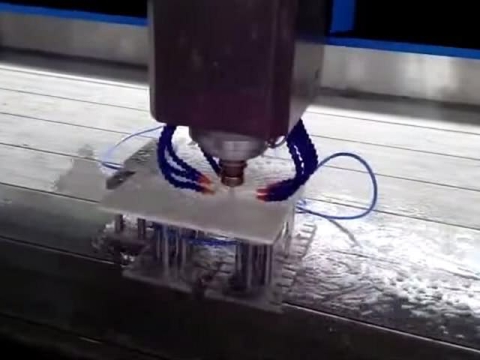 用于臺面切割、邊緣拋光的石材自動換刀數控雕刻刻機