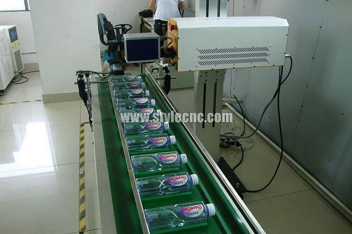 即時(shí)激光雕刻機(jī)項(xiàng)目