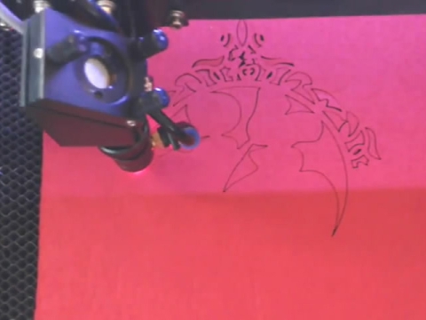 A如何 CO2 激光雕刻切割機切割毛氈? A如何 CO2 激光雕刻切割機切割毛氈?