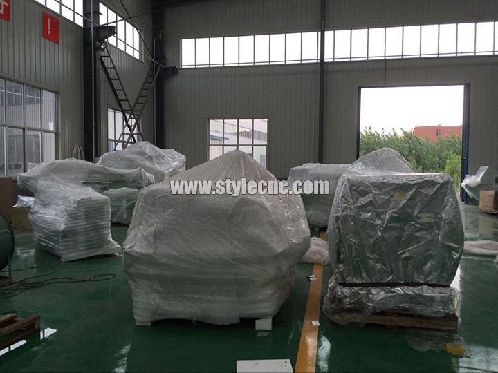 全自動嵌套數控雕刻機的內部包裝