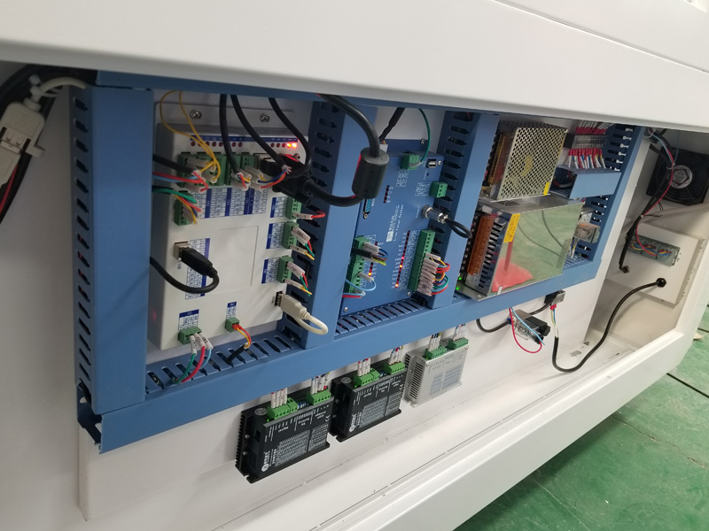 混合激光切割機電源箱 混合激光切割機電源箱