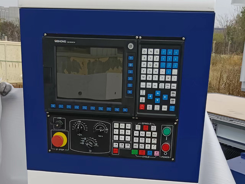 4x8 帶換刀裝置的自動(dòng)換刀數(shù)控木雕機(jī)