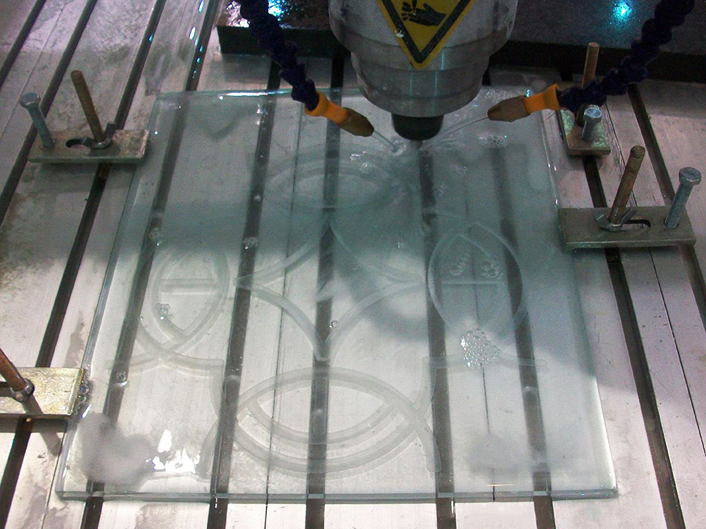 數控雕刻刻機雕刻玻璃項目 數控雕刻刻機雕刻玻璃項目