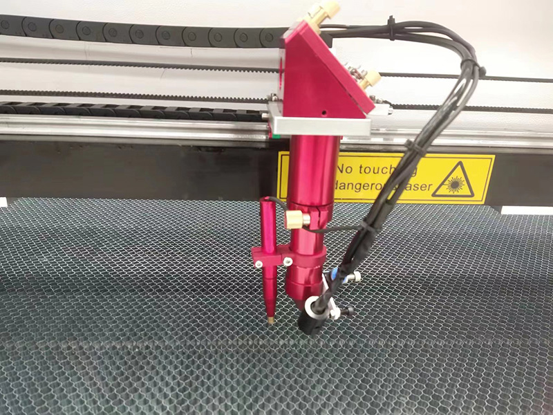 實惠價格 4x8 激光皮革切割機