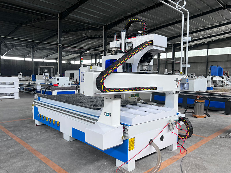工業 4x8 用于木門制造的數控雕刻機 工業 4x8 用于木門制造的數控雕刻機