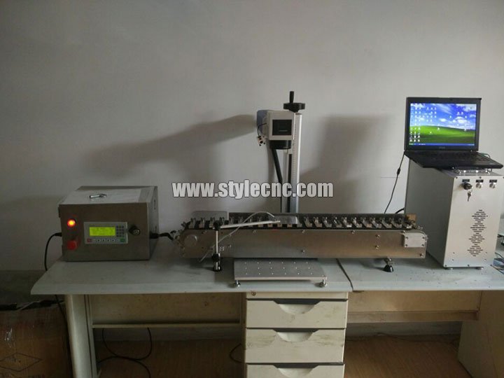 20W 飛行光纖激光打標(biāo)機(jī) 20W 飛行光纖激光打標(biāo)機(jī)