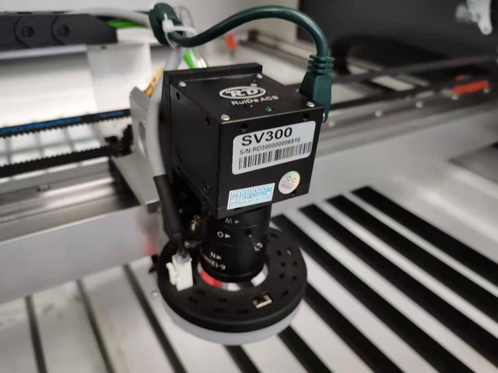 數控激光橡膠墊片切割機的高分辨率攝像頭