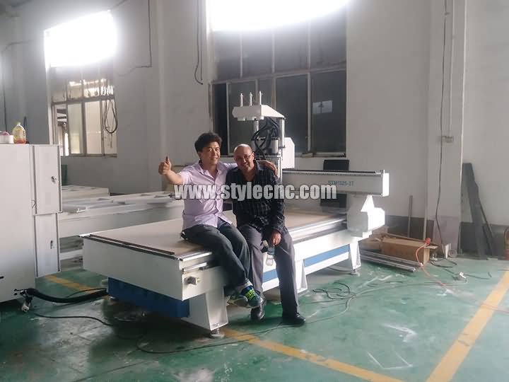 Merocco 3 頭數控雕刻機客戶