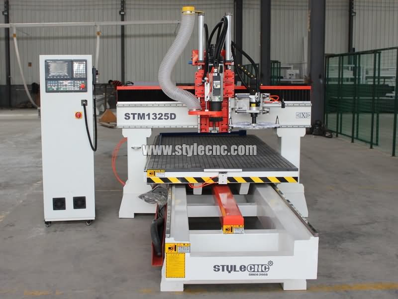 移動工作臺數(shù)控雕刻機 移動工作臺數(shù)控雕刻機