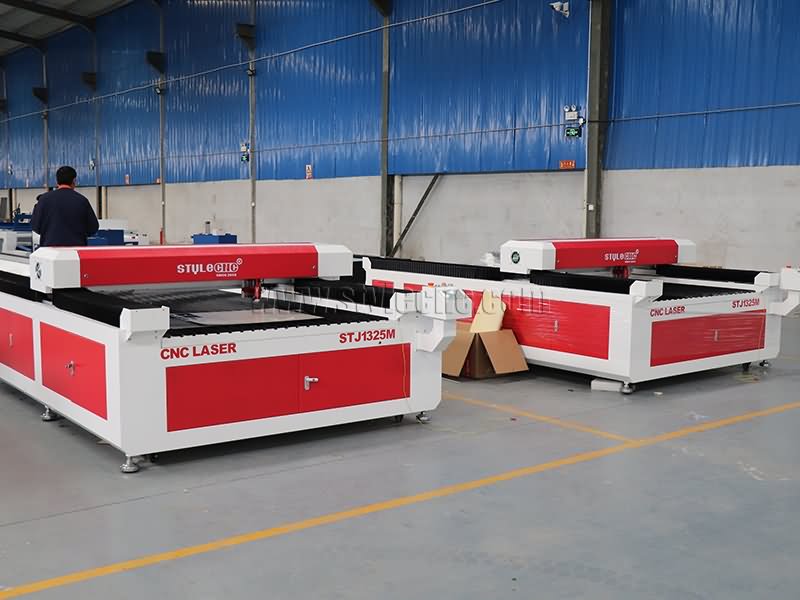 阿曼混合木材和鋼材激光切割機 阿曼混合木材和鋼材激光切割機