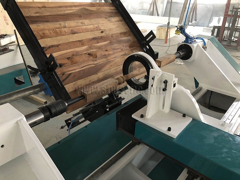 頂級(jí)木工自動(dòng)送料數(shù)控車(chē)床