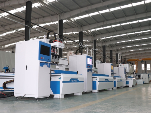 S1-III 4x8 愛(ài)爾蘭櫥柜和家具數(shù)控雕刻機(jī)