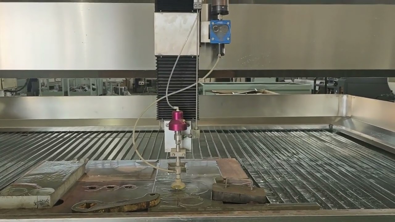 滿足各種需求的工業數控水刀切割機
