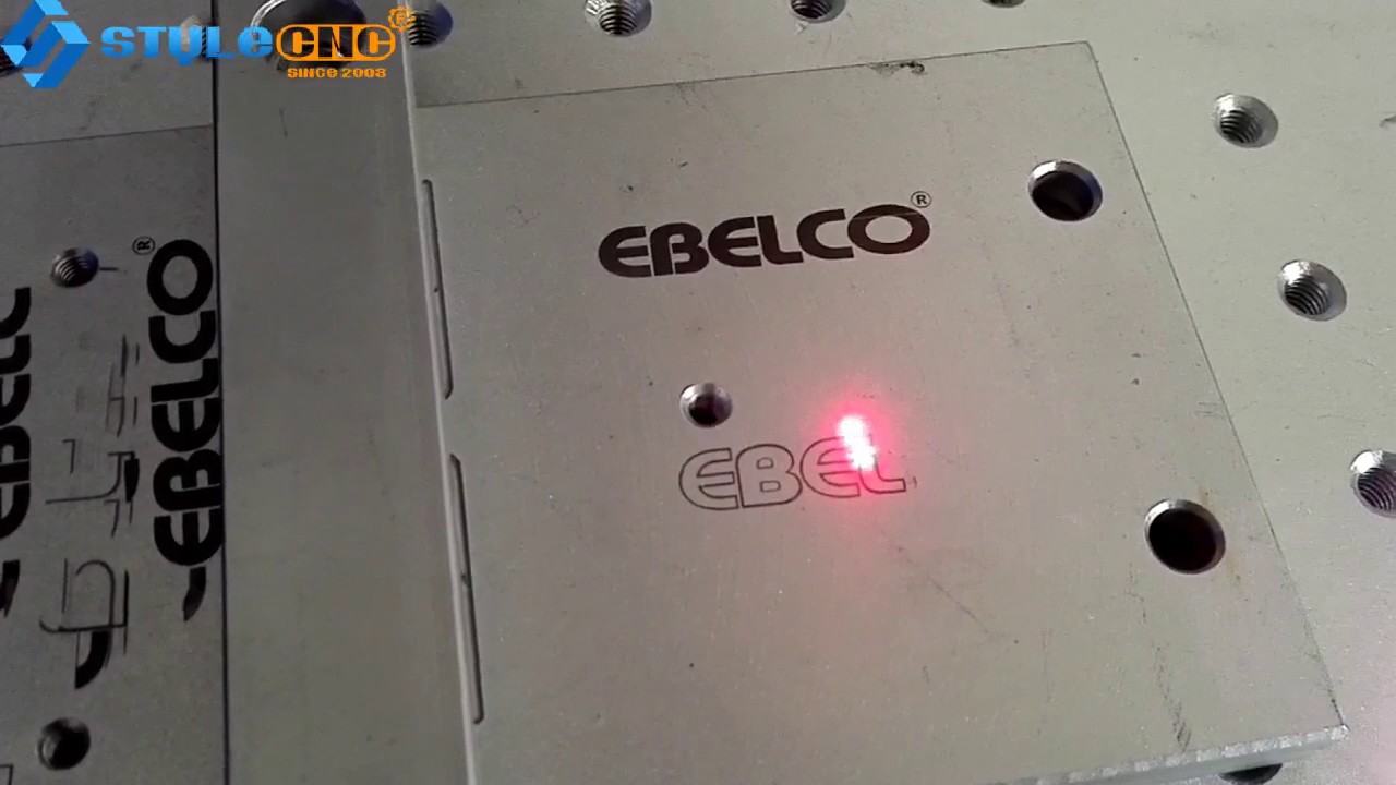 20W 馬來西亞 MOPA 光纖激光打標(biāo)機 20W 馬來西亞 MOPA 光纖激光打標(biāo)機