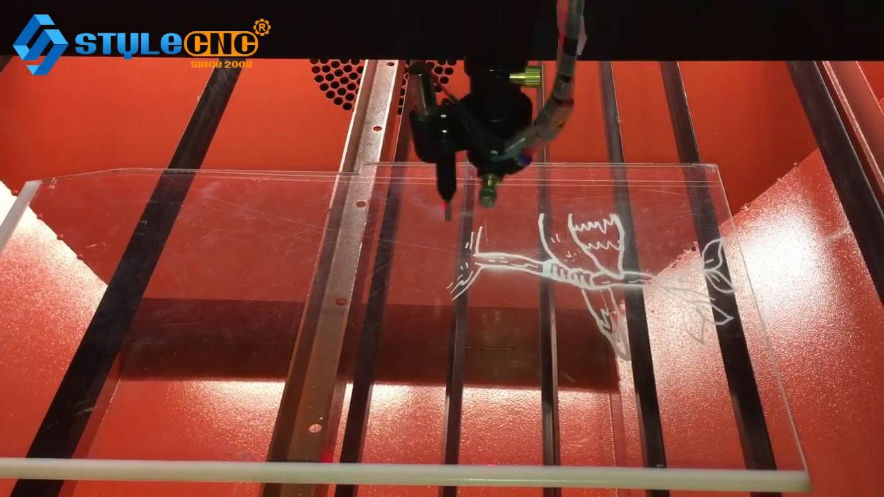 亞克力激光切割雕刻機(jī) 亞克力激光切割雕刻機(jī)