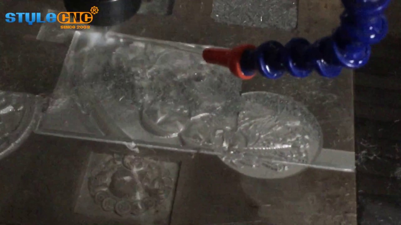 4x8用于鋁雕刻項目的 ft數控雕刻機 4x8用于鋁雕刻項目的 ft數控雕刻機